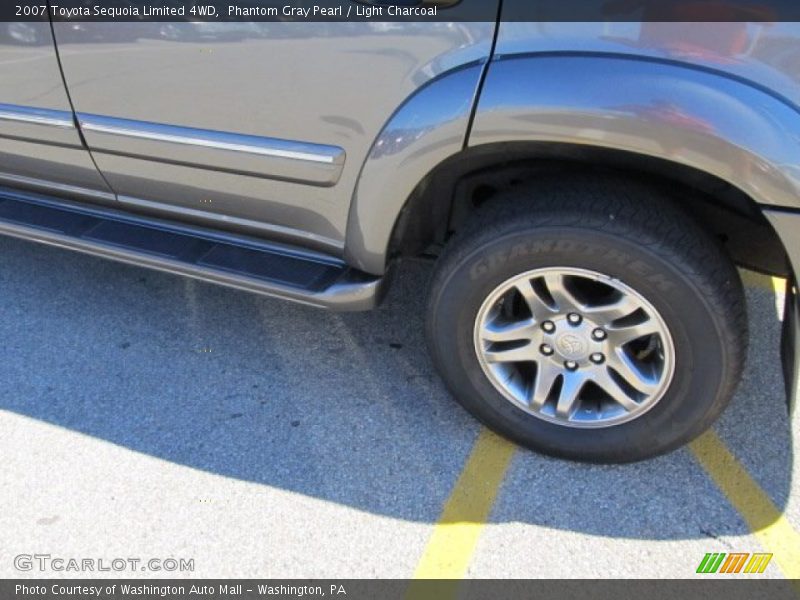 Phantom Gray Pearl / Light Charcoal 2007 Toyota Sequoia Limited 4WD