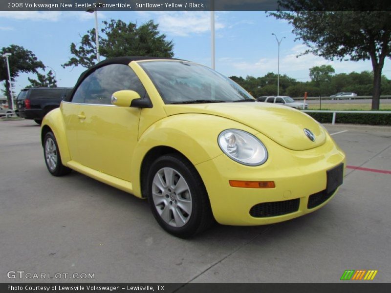 Front 3/4 View of 2008 New Beetle S Convertible