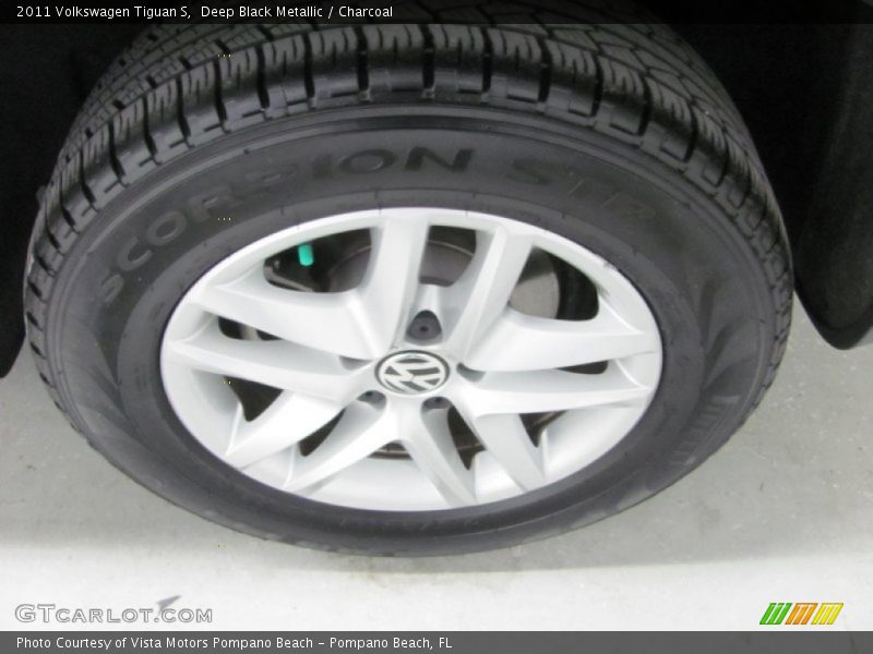 Deep Black Metallic / Charcoal 2011 Volkswagen Tiguan S