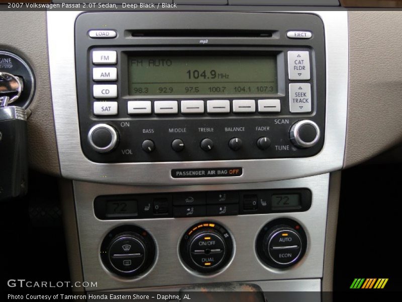 Controls of 2007 Passat 2.0T Sedan