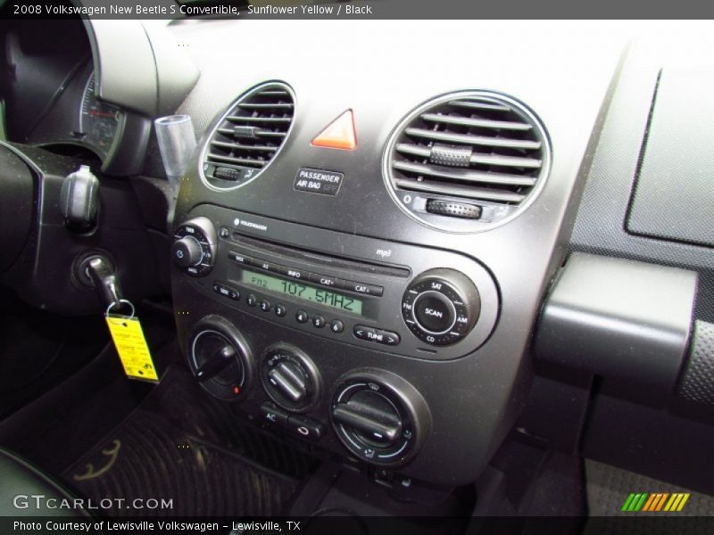 Sunflower Yellow / Black 2008 Volkswagen New Beetle S Convertible