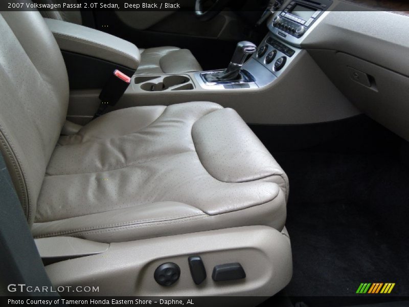 Deep Black / Black 2007 Volkswagen Passat 2.0T Sedan