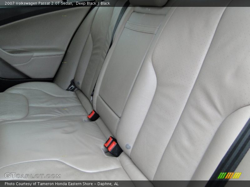 Deep Black / Black 2007 Volkswagen Passat 2.0T Sedan
