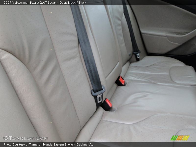 Deep Black / Black 2007 Volkswagen Passat 2.0T Sedan