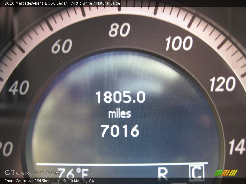 Arctic White / Natural Beige 2010 Mercedes-Benz E 550 Sedan