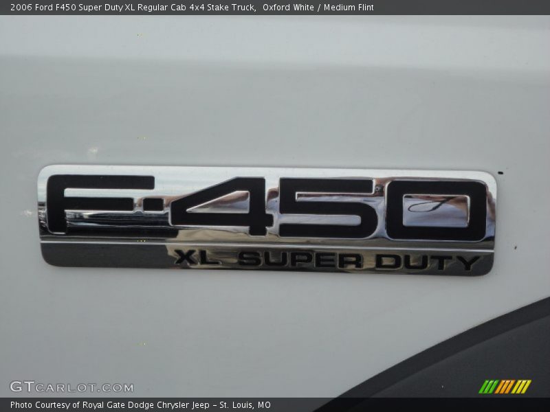  2006 F450 Super Duty XL Regular Cab 4x4 Stake Truck Logo