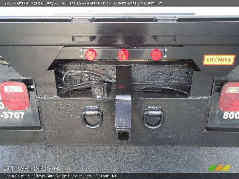 Oxford White / Medium Flint 2006 Ford F450 Super Duty XL Regular Cab 4x4 Stake Truck