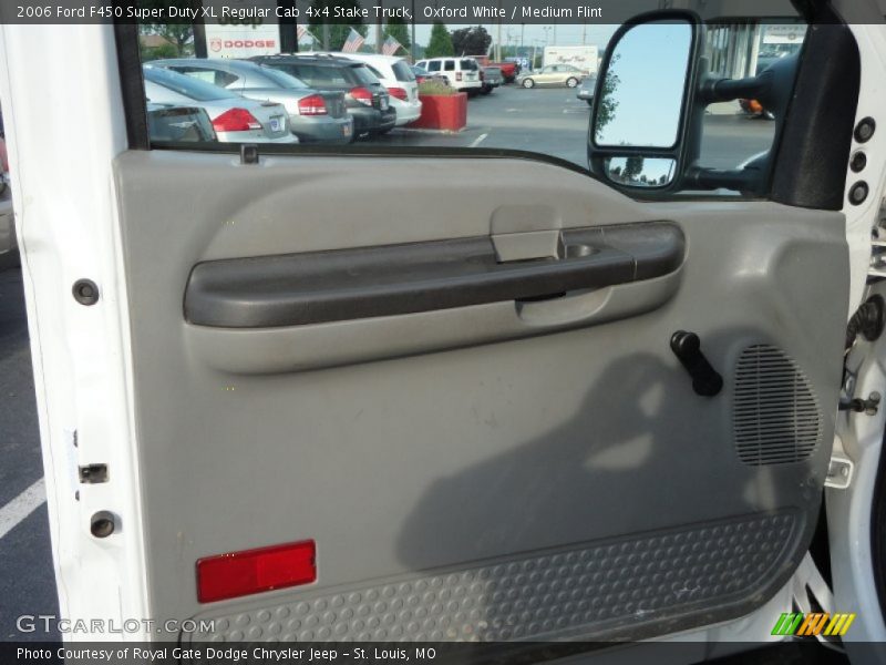 Oxford White / Medium Flint 2006 Ford F450 Super Duty XL Regular Cab 4x4 Stake Truck