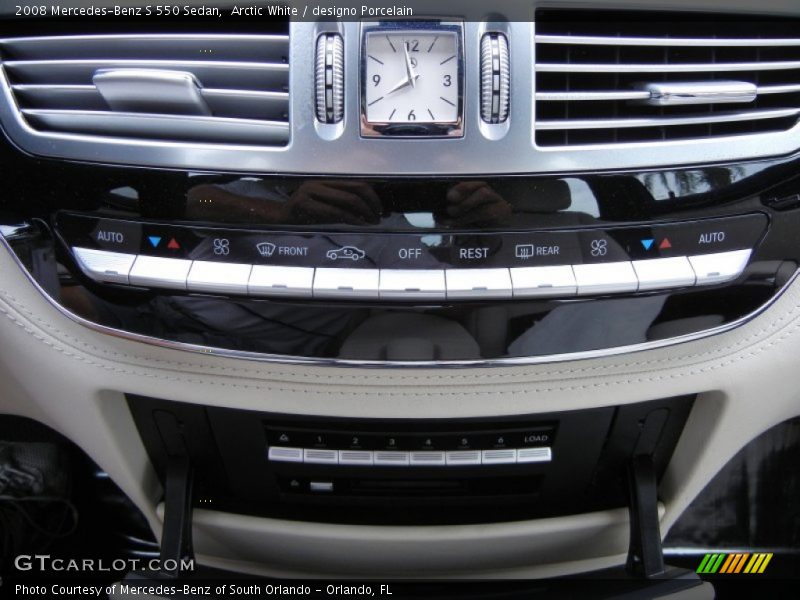 Controls of 2008 S 550 Sedan