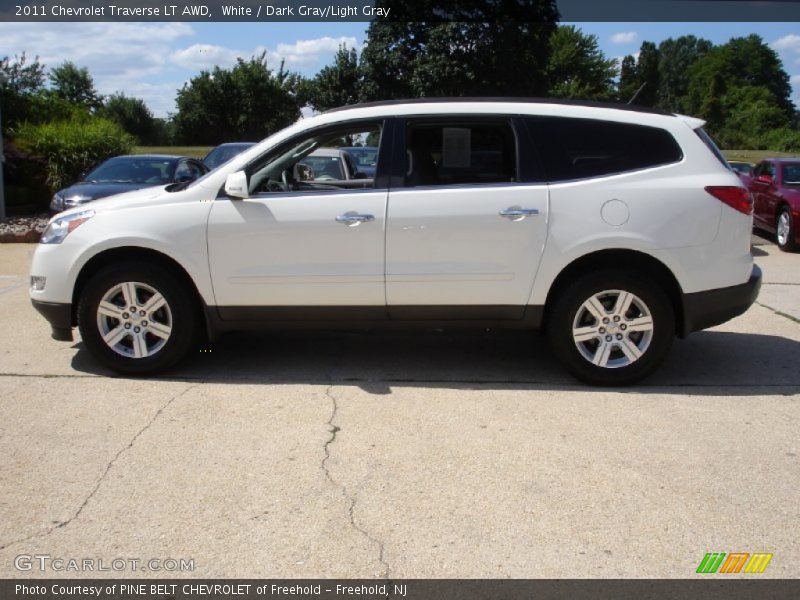 White / Dark Gray/Light Gray 2011 Chevrolet Traverse LT AWD