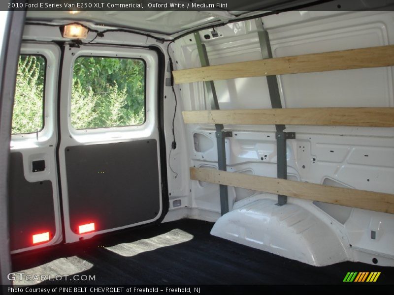 Oxford White / Medium Flint 2010 Ford E Series Van E250 XLT Commericial
