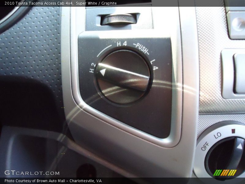 Super White / Graphite 2010 Toyota Tacoma Access Cab 4x4
