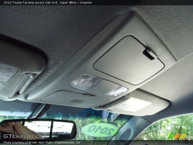 Super White / Graphite 2010 Toyota Tacoma Access Cab 4x4