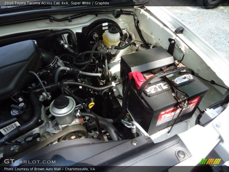 Super White / Graphite 2010 Toyota Tacoma Access Cab 4x4