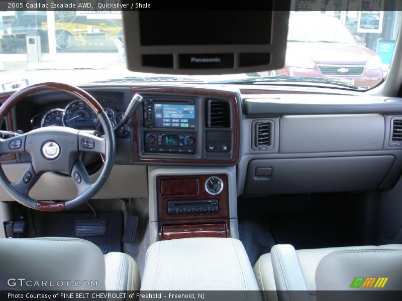 Quicksilver / Shale 2005 Cadillac Escalade AWD