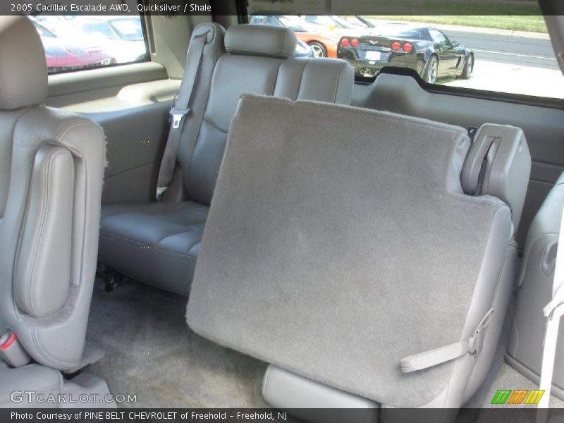 Quicksilver / Shale 2005 Cadillac Escalade AWD