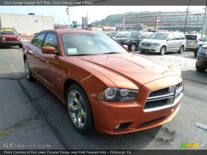 Toxic Orange Pearl / Black 2011 Dodge Charger R/T Plus