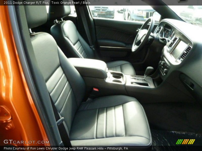 Toxic Orange Pearl / Black 2011 Dodge Charger R/T Plus
