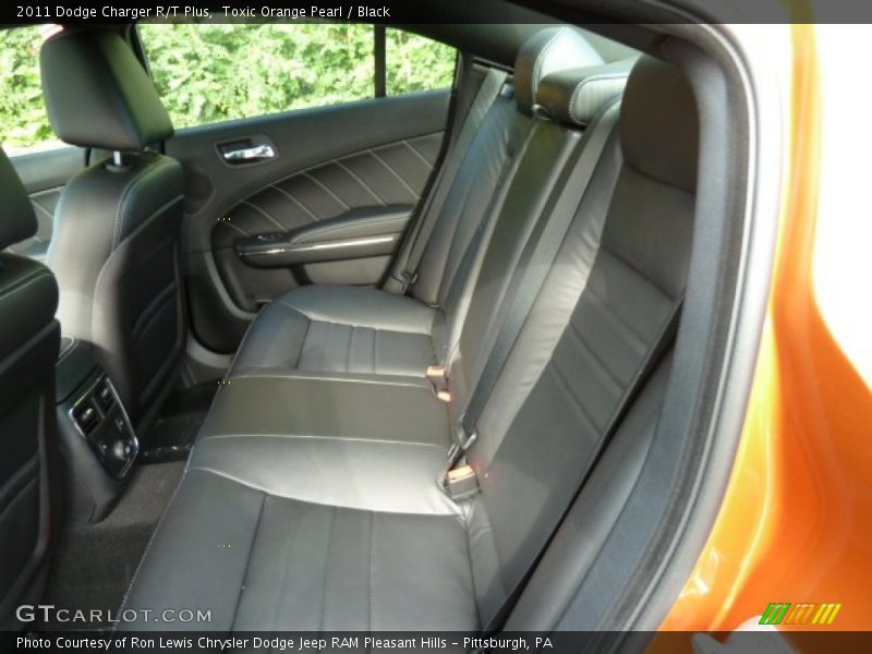Toxic Orange Pearl / Black 2011 Dodge Charger R/T Plus