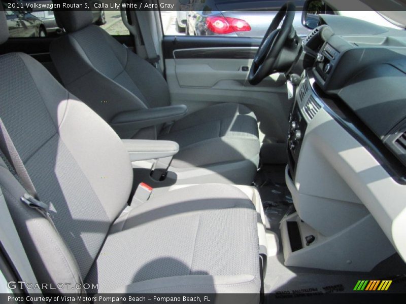 Calla Lily White / Aero Gray 2011 Volkswagen Routan S