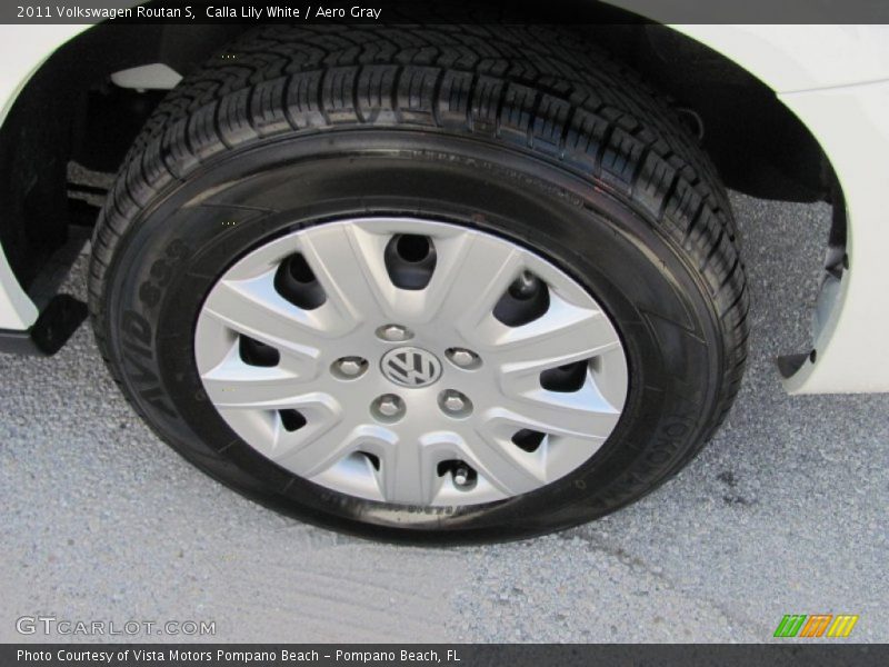 Calla Lily White / Aero Gray 2011 Volkswagen Routan S