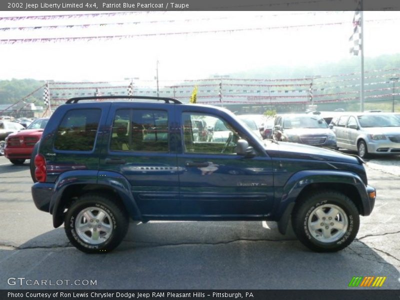 Patriot Blue Pearlcoat / Taupe 2002 Jeep Liberty Limited 4x4