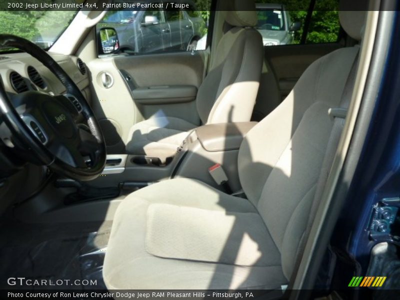 Patriot Blue Pearlcoat / Taupe 2002 Jeep Liberty Limited 4x4