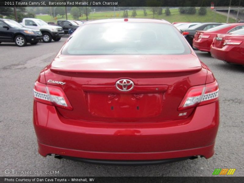Barcelona Red Metallic / Dark Charcoal 2011 Toyota Camry SE
