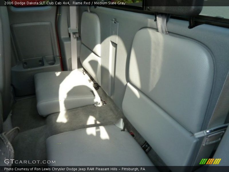 Flame Red / Medium Slate Gray 2006 Dodge Dakota SLT Club Cab 4x4