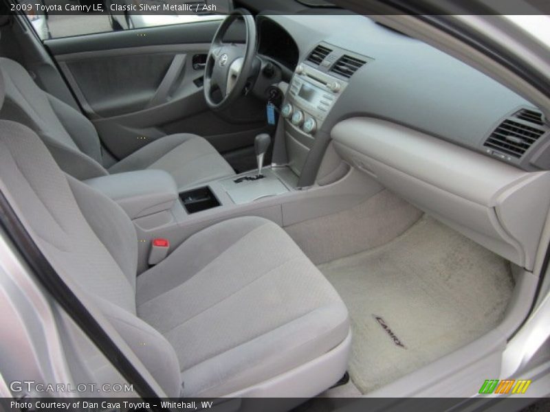 Classic Silver Metallic / Ash 2009 Toyota Camry LE