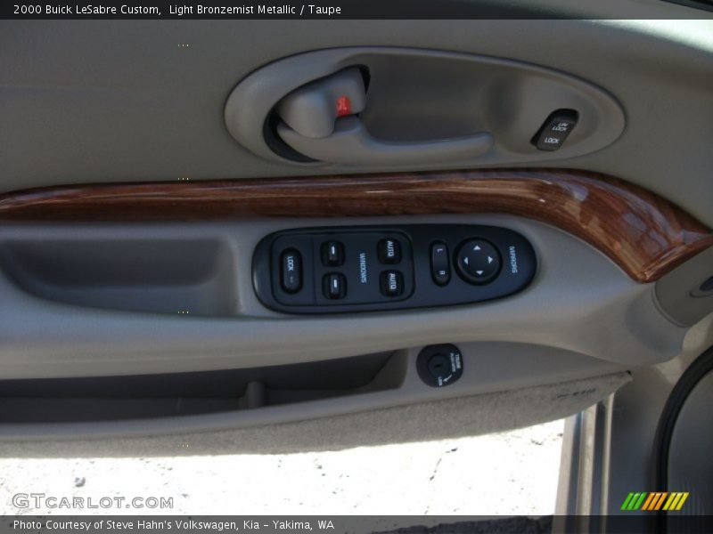 Light Bronzemist Metallic / Taupe 2000 Buick LeSabre Custom