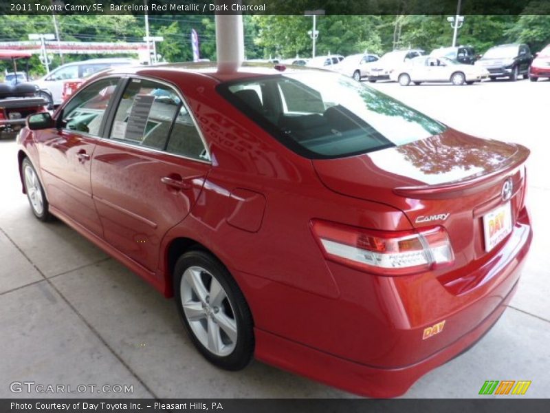 Barcelona Red Metallic / Dark Charcoal 2011 Toyota Camry SE