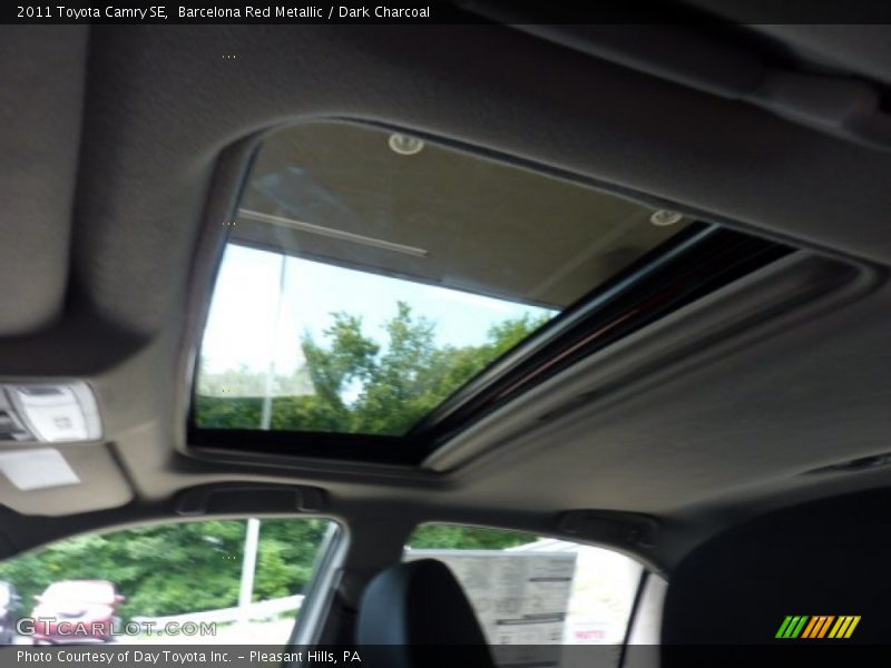 Barcelona Red Metallic / Dark Charcoal 2011 Toyota Camry SE