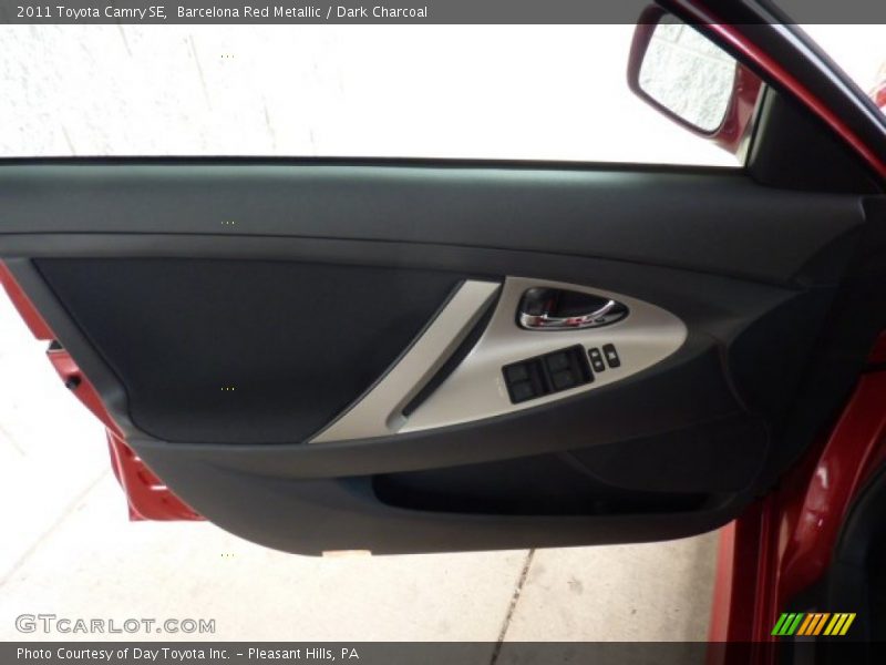 Barcelona Red Metallic / Dark Charcoal 2011 Toyota Camry SE