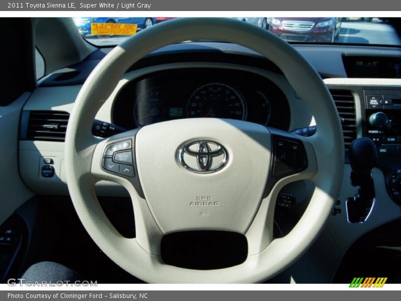Super White / Light Gray 2011 Toyota Sienna LE