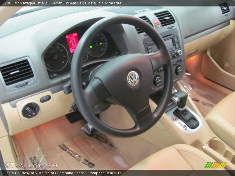 Wheat Beige Metallic / Anthracite 2005 Volkswagen Jetta 2.5 Sedan