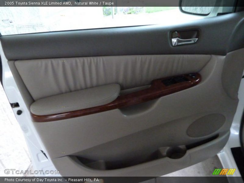 Natural White / Taupe 2005 Toyota Sienna XLE Limited AWD