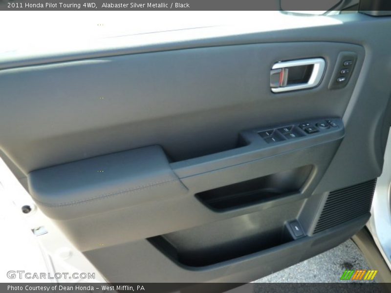 Alabaster Silver Metallic / Black 2011 Honda Pilot Touring 4WD