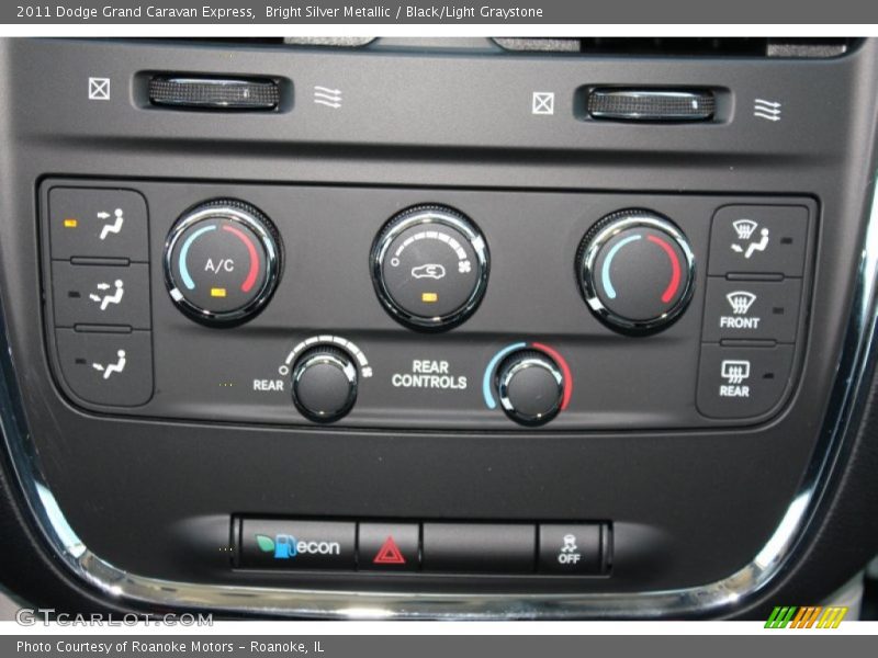 Bright Silver Metallic / Black/Light Graystone 2011 Dodge Grand Caravan Express