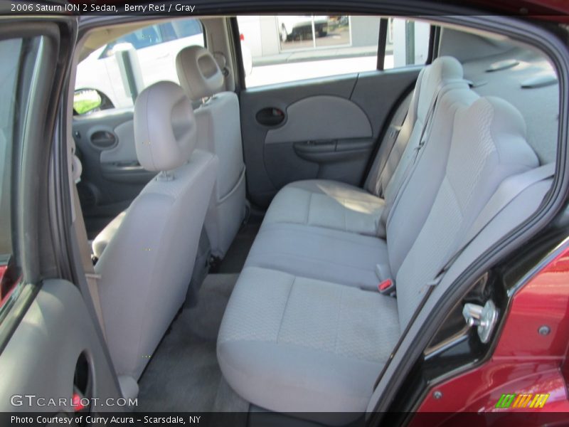  2006 ION 2 Sedan Gray Interior