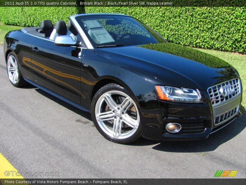 Front 3/4 View of 2011 S5 3.0 TFSI quattro Cabriolet