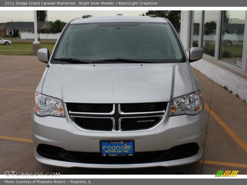 Bright Silver Metallic / Black/Light Graystone 2011 Dodge Grand Caravan Mainstreet