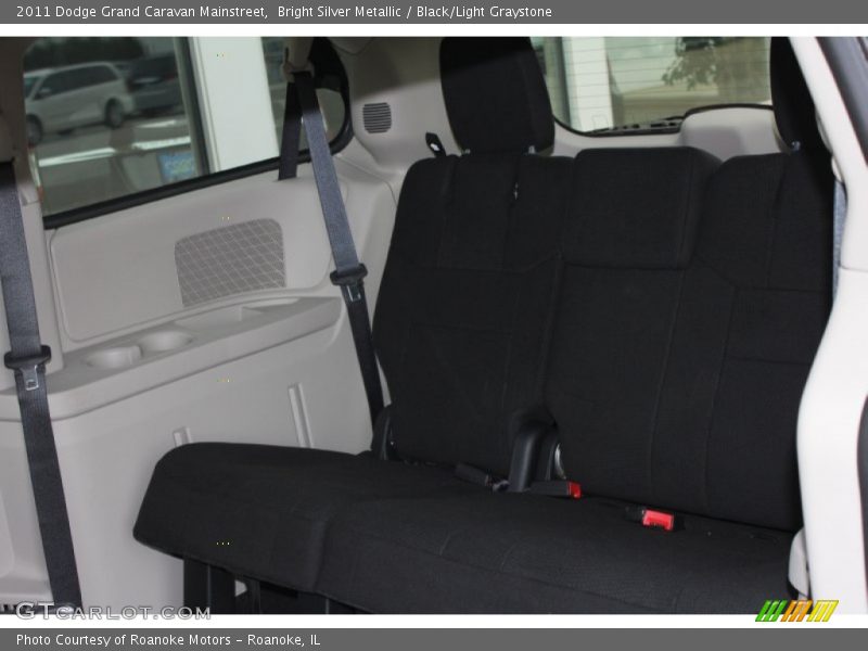 Bright Silver Metallic / Black/Light Graystone 2011 Dodge Grand Caravan Mainstreet