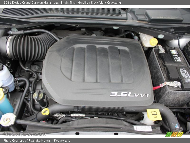 Bright Silver Metallic / Black/Light Graystone 2011 Dodge Grand Caravan Mainstreet