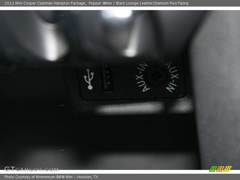 Pepper White / Black Lounge Leather/Damson Red Piping 2011 Mini Cooper Clubman Hampton Package
