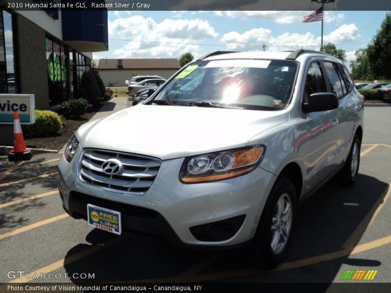 Radiant Silver / Gray 2010 Hyundai Santa Fe GLS