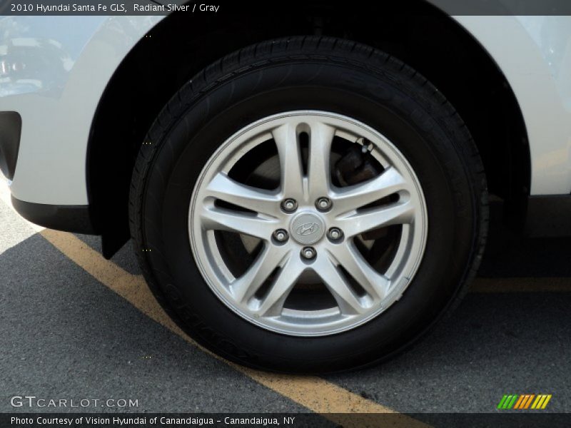 Radiant Silver / Gray 2010 Hyundai Santa Fe GLS