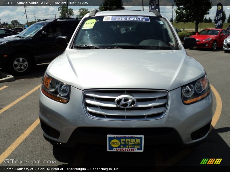Radiant Silver / Gray 2010 Hyundai Santa Fe GLS