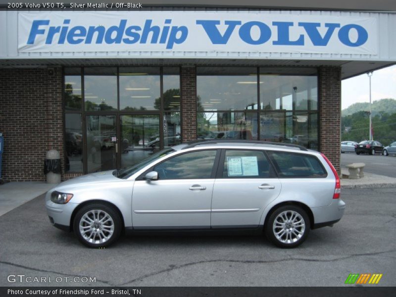 Silver Metallic / Off-Black 2005 Volvo V50 T5