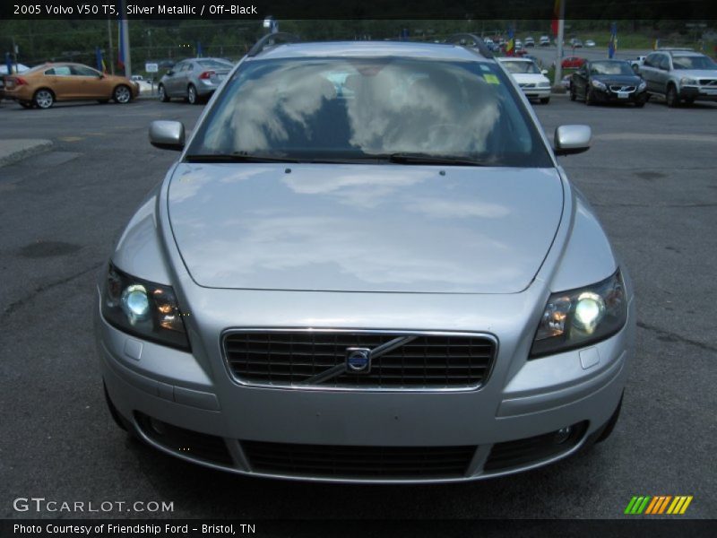 Silver Metallic / Off-Black 2005 Volvo V50 T5